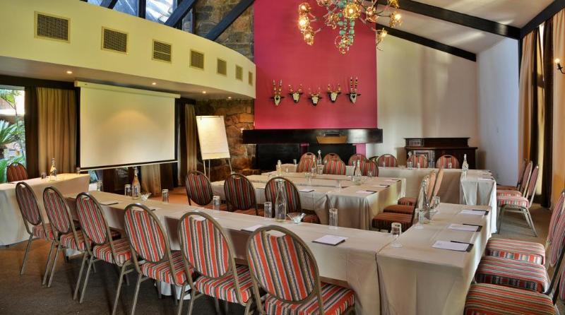 Protea Hotel Winkler White River Bagian luar foto